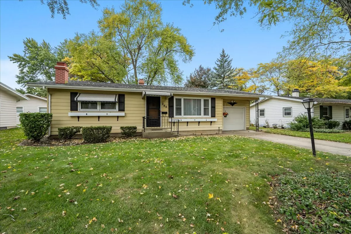 South Elgin, IL 60177,280 Virginia DR