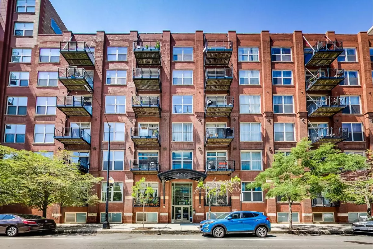 Chicago, IL 60607,420 S Clinton ST #414A