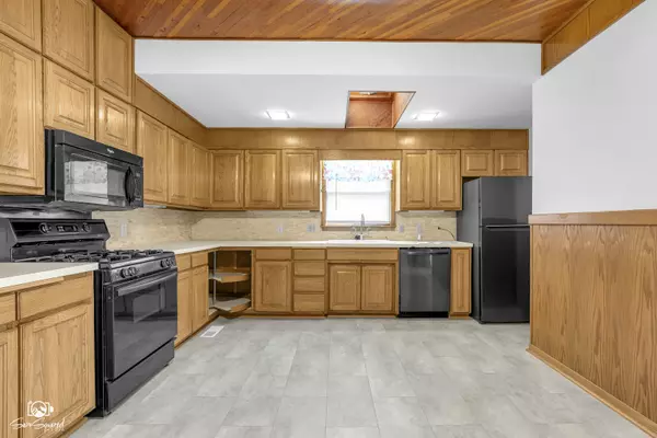 Kankakee, IL 60901,878 S Wildwood AVE