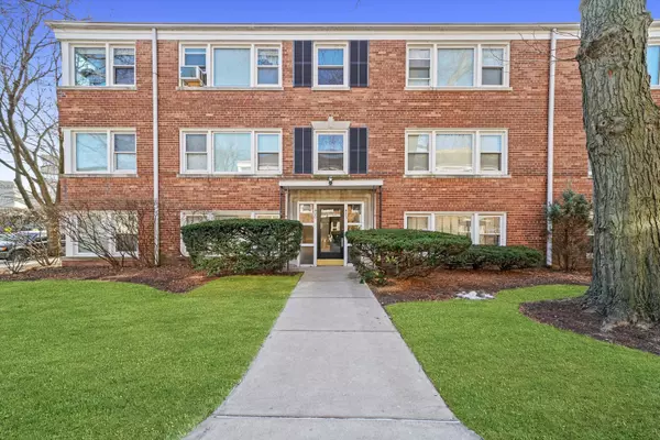 420 Elmwood AVE #G, Evanston, IL 60202