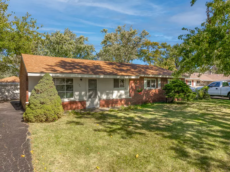 124 Delmar DR, Bolingbrook, IL 60440