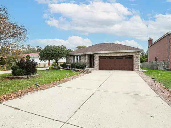 Elmhurst, IL 60126,791 N Adele ST