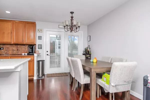 Glen Ellyn, IL 60137,818 Pleasant AVE