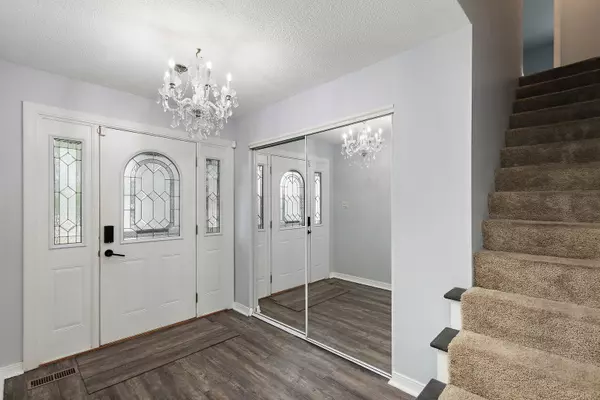 Schaumburg, IL 60193,1126 Tiverton CT