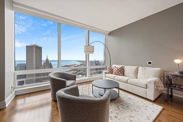 Chicago, IL 60611,401 N Wabash AVE #69F