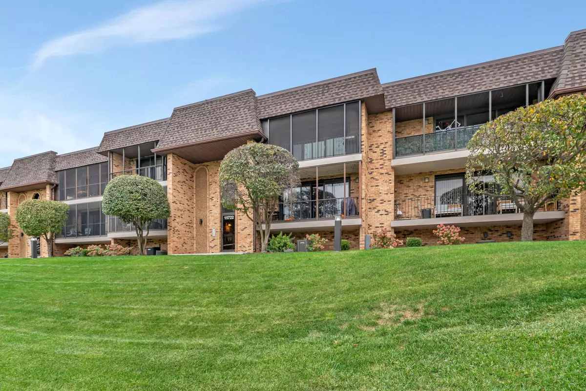 Orland Park, IL 60462,15722 Brassie CT #2S