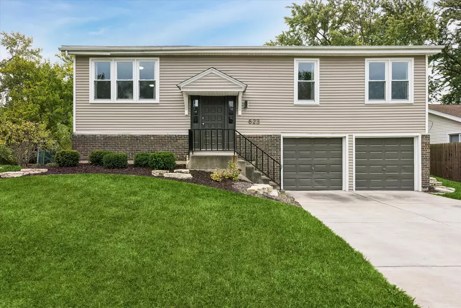 623 Cochise CIR, Bolingbrook, IL 60440