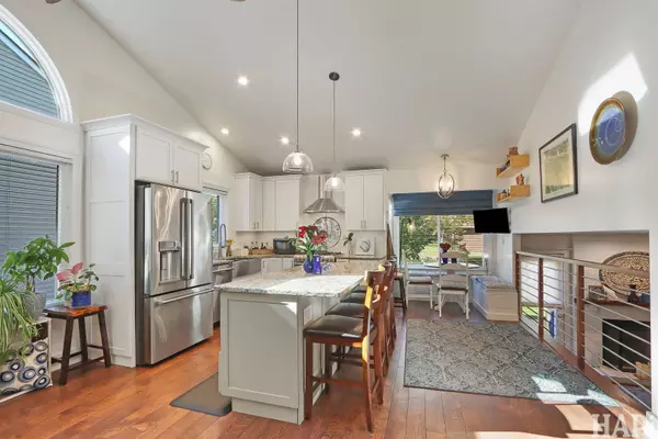 Lake In The Hills, IL 60156,775 White Pine CIR