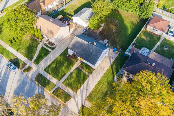 Bensenville, IL 60106,213 May ST