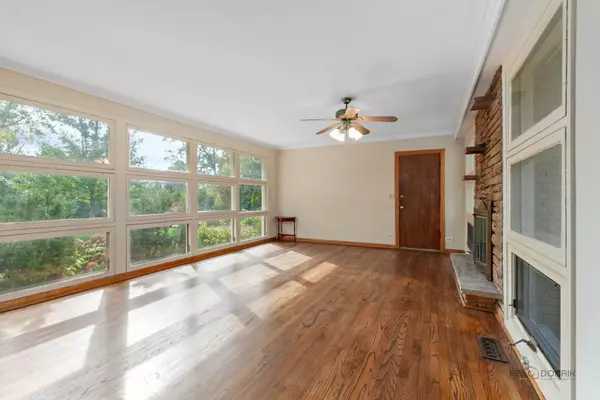 Highland Park, IL 60035,2013 Castlewood RD