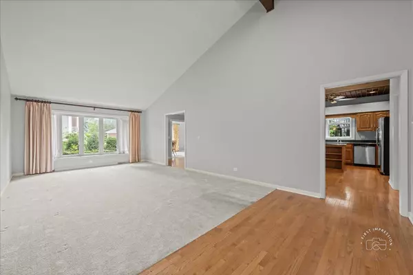 Naperville, IL 60563,1105 W Bauer RD
