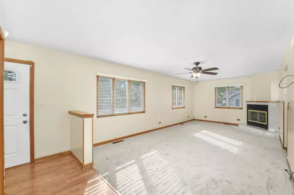Joliet, IL 60431,2419 Vesta DR