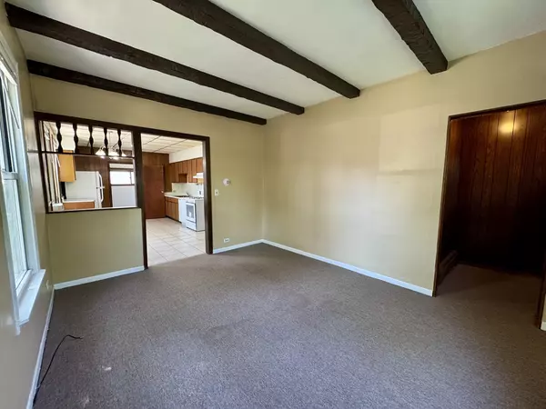 Highland Park, IL 60035,1014 Half Day RD