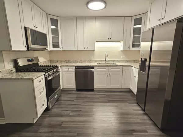 Grayslake, IL 60030,413 Stevens CT