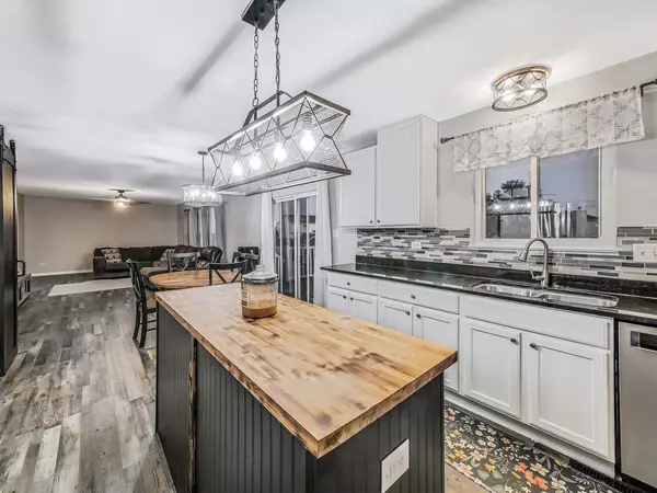 Channahon, IL 60410,26210 W Bayberry CT