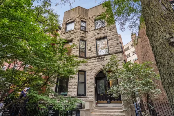 734 W Belden AVE #2, Chicago, IL 60614