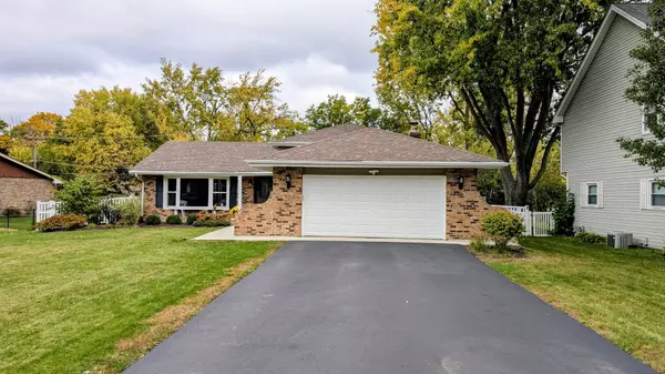 443 Illinois RD, Frankfort, IL 60423