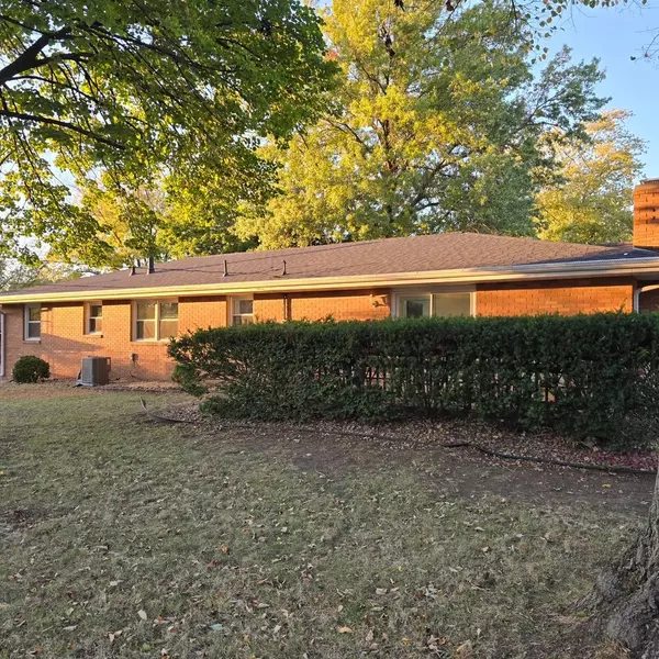 Normal, IL 61761,1103 Westview DR