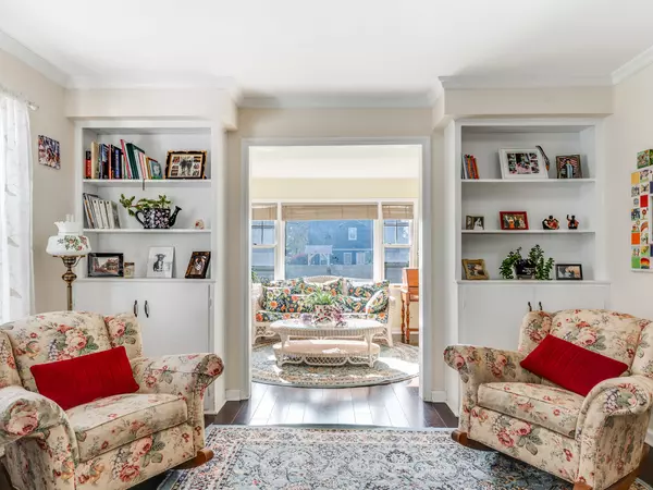 Joliet, IL 60435,1416 West Acres RD