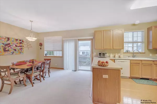 Gilberts, IL 60136,464 Evergreen CIR