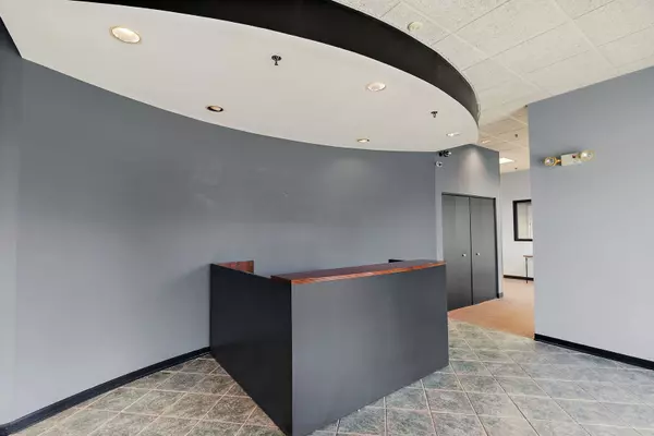 Mchenry, IL 60050,4508 Prime Pkwy #D