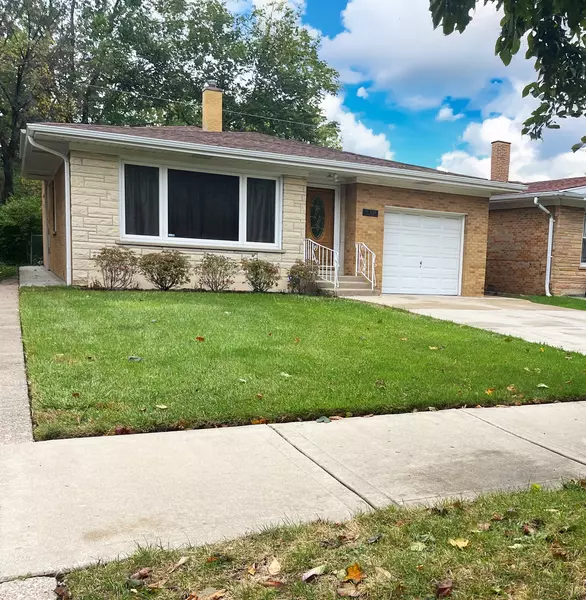 6228 N Forest Glen AVE, Chicago, IL 60646