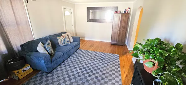 Aurora, IL 60505,1035 Talma ST