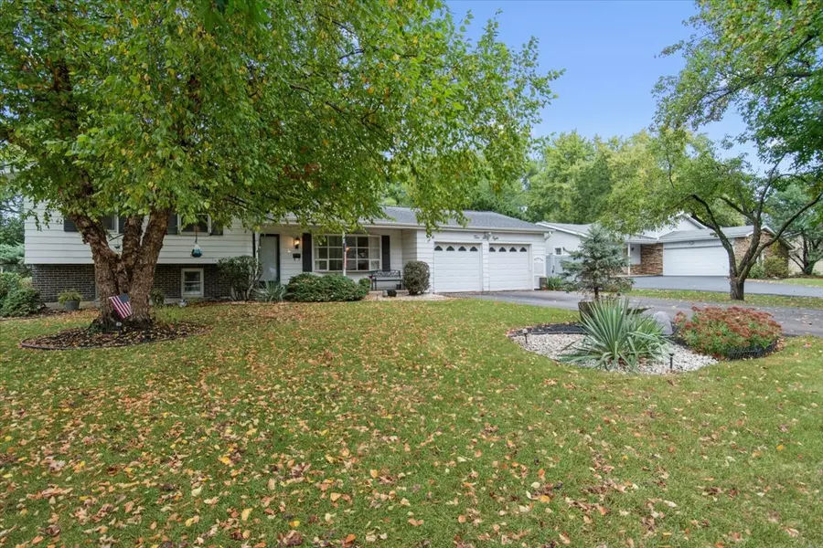 26W468 National ST, Carol Stream, IL 60188