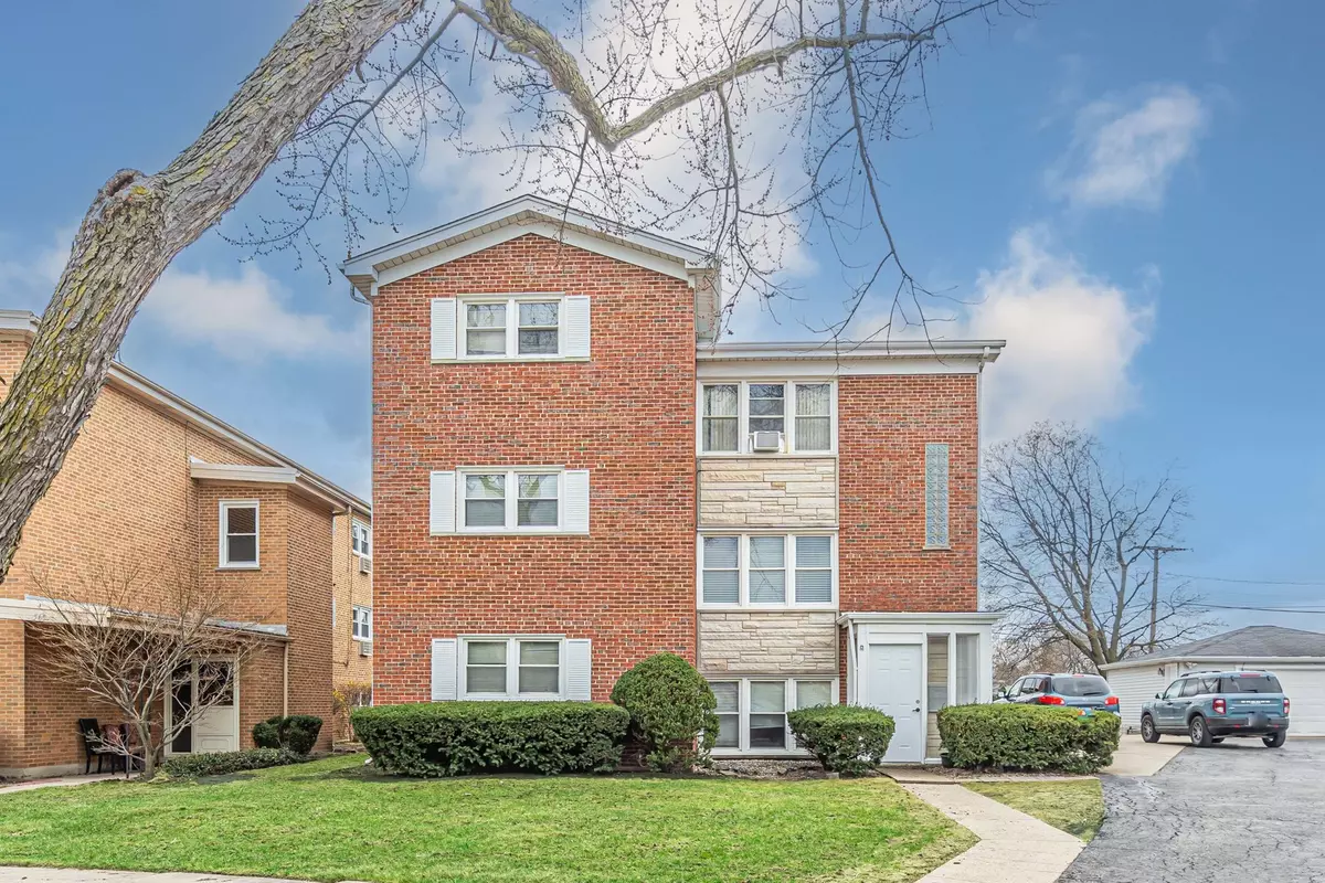 Des Plaines, IL 60016,573 Dorothy DR #2