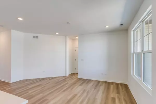 Hawthorn Woods, IL 60047,5 Harborside WAY