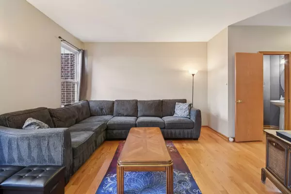 Tinley Park, IL 60477,18627 W Point DR