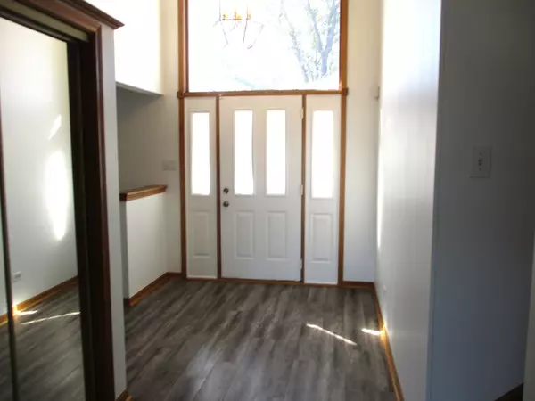 Tinley Park, IL 60477,8030 Valley View DR