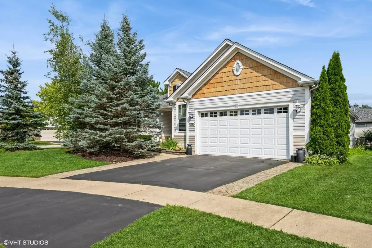 Huntley, IL 60142,12621 Mulberry CT
