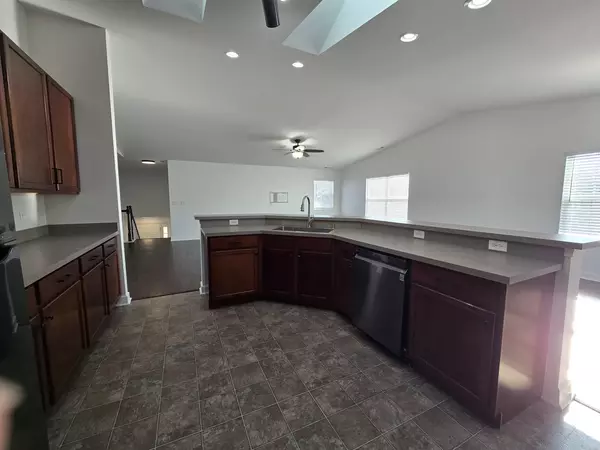 Algonquin, IL 60102,1554 Millbrook DR #1554