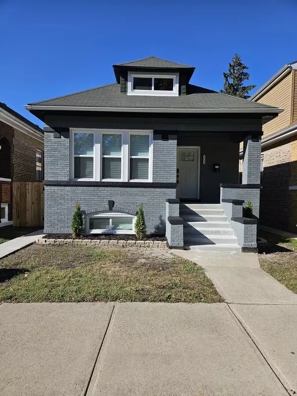 Chicago, IL 60617,8548 S Essex AVE