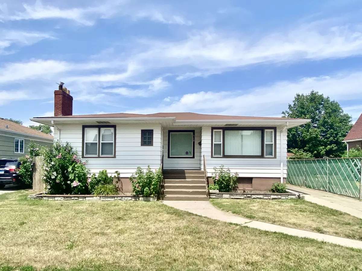 Calumet City, IL 60409,518 156th PL