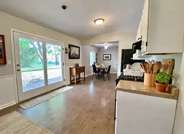 Streamwood, IL 60107,317 E Schaumburg RD