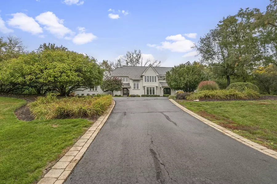 70 Bexley CT, North Barrington, IL 60010