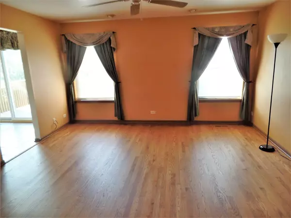 Hanover Park, IL 60133,5514 Ridge XING