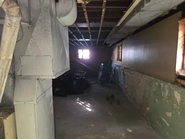 Chicago, IL 60628,509 W 123rd ST