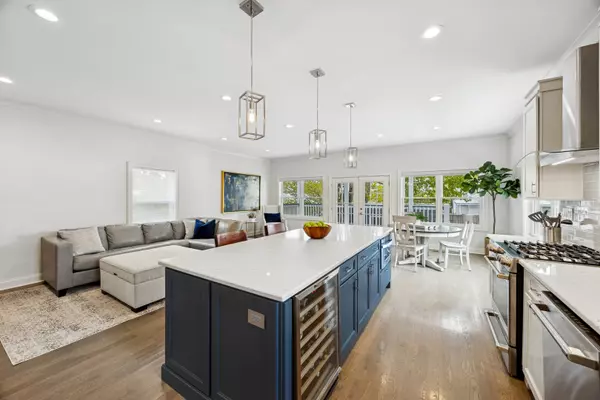 Oak Park, IL 60304,1156 Wesley AVE