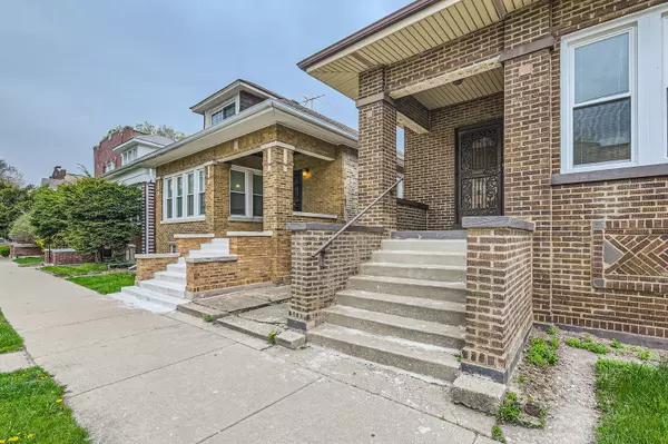 Chicago, IL 60619,7449 S Vernon AVE