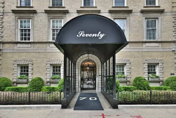 70 E Scott ST #408, Chicago, IL 60610