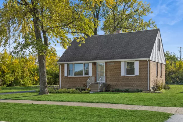 Bridgeview, IL 60455,7705 Columbia DR