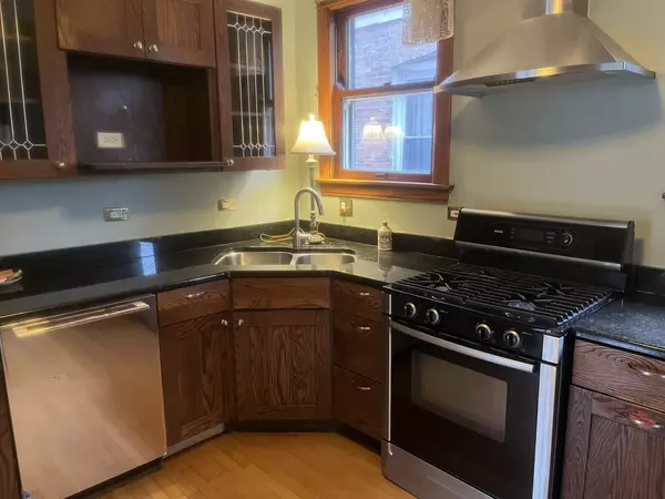 Berwyn, IL 60402,1424 Home AVE