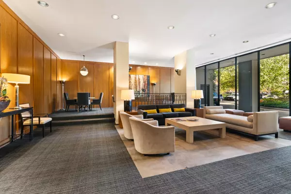 Chicago, IL 60614,2626 N Lakeview AVE #1509