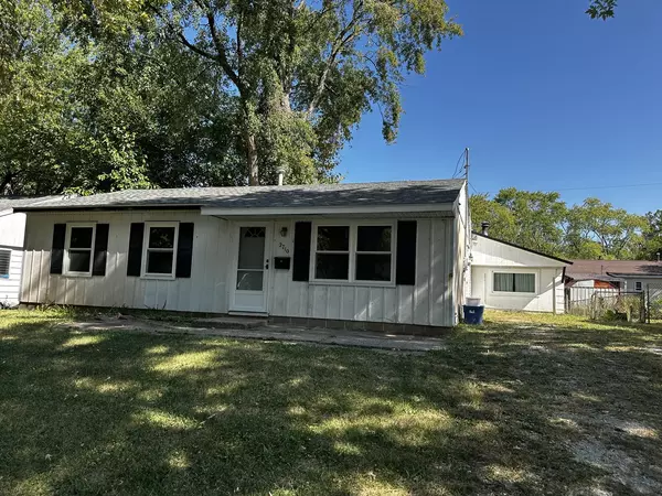 2710 E Illinois ST, Urbana, IL 61802