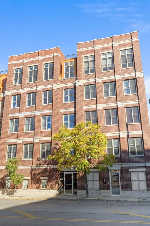 2602 W DIVERSEY AVE #402, Chicago, IL 60647