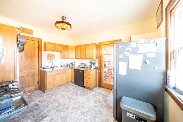 Amboy, IL 61310,1801 Lee Center RD