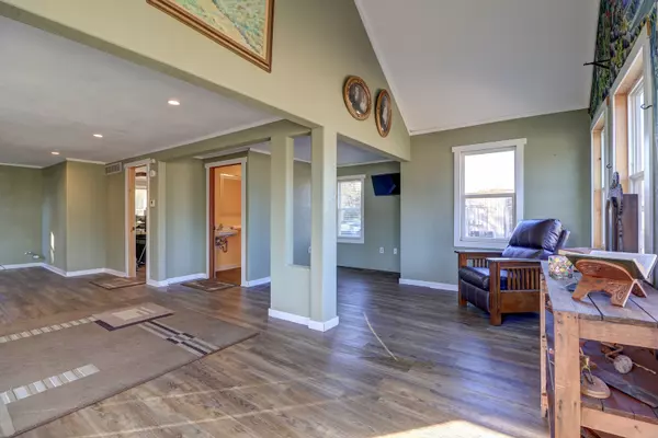 Rock Falls, IL 61071,603 W Rock Falls RD